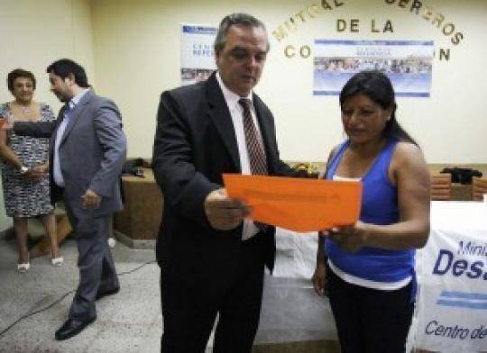 Pol�ticas Sociales inclusivas para el desarrollo integral de las personas 