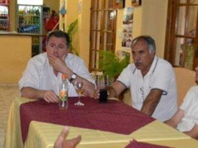 Avanzan las �delegaciones� corpaccistas en municipios radicales
