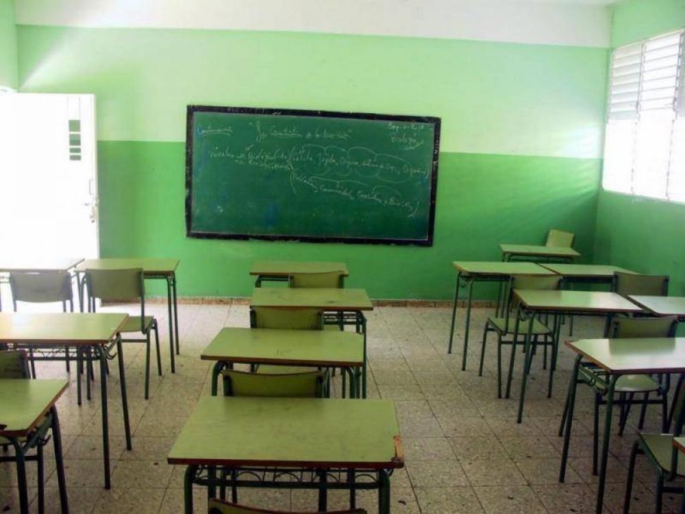 El titular de UDOCBA asegur� que las bases reclaman un paro docente de 48 a 72 horas