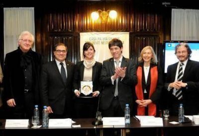Lanzan becas "N�stor Kirchner" para viajar a Nueva York
