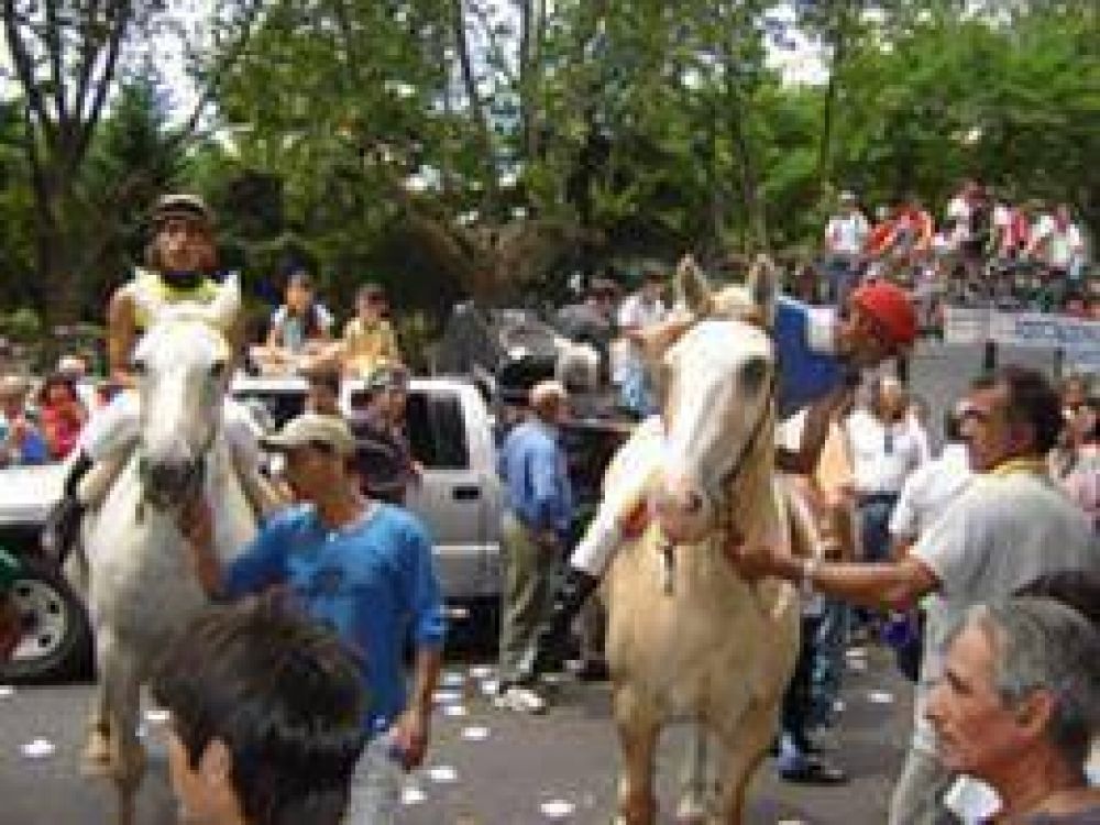 Nueva movilizaci�n para reclamar la reapertura del Hip�dromo
