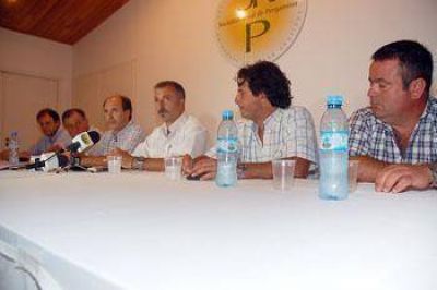 M�s de 60 instituciones locales adhirieron al petitorio por la sequ�a
