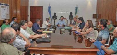 Capitanich analiza varias medidas para evitar zozobra en la construcci�n 