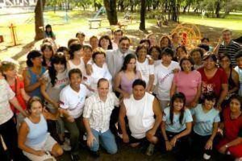 El Intendente Ra�l �Chuli� Jorge dejo habilitado el 8� gimnasio urbano y anunci� la habilitaci�n de dos m�s en los pr�ximos d�as