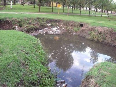 A pesar del temporal, los canales desagotaron r�pidamente el agua