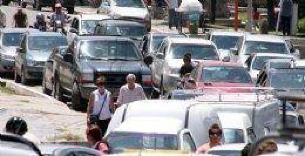Durante enero, casi 500.000 turistas pasearon por Tucum�n