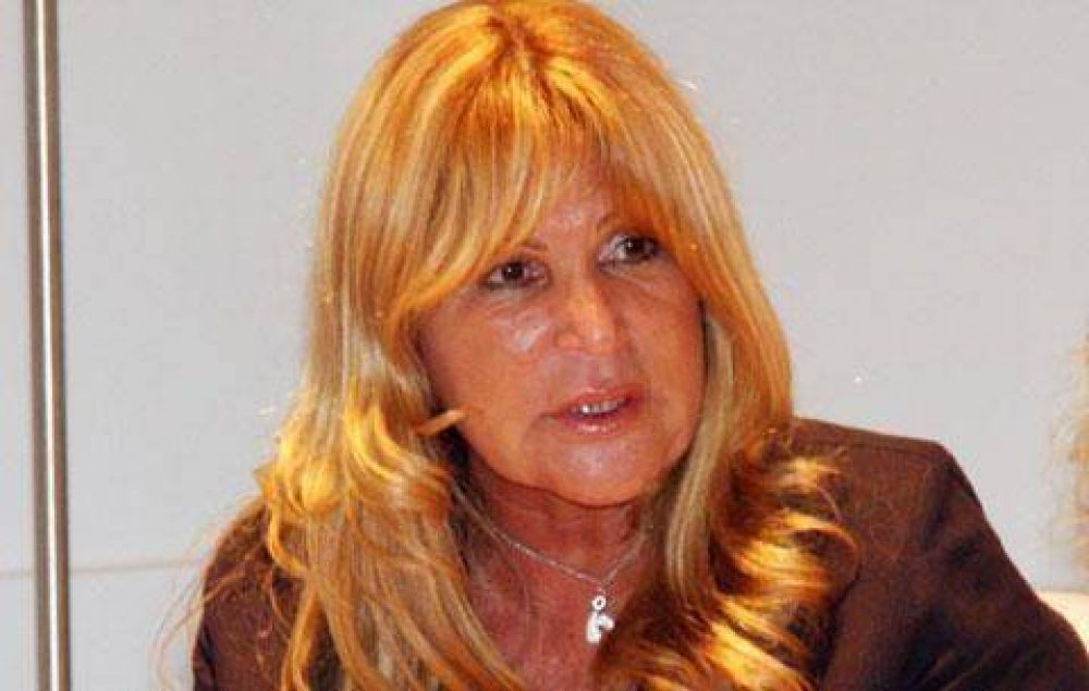 �Szymula tiene que volver al ruedo pol�tico; luch� por este cambio�