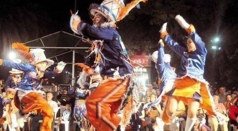 Bah�a se fue al centro a festejar el carnaval