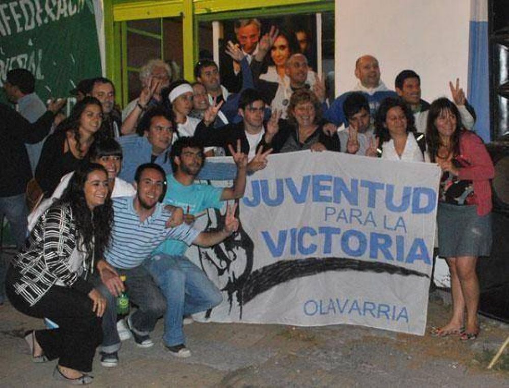 La Agrupaci�n N�stor Kirchner sali� al cruce de la Sociedad Rural