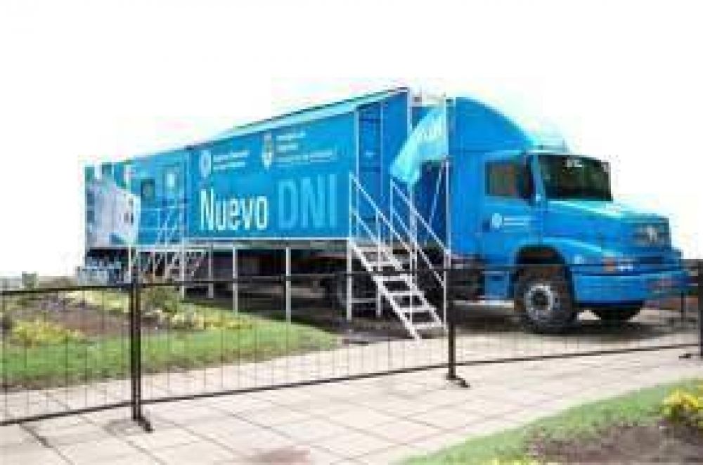 El cami�n que fabrica DNI estar� en la Fiesta Nacional del Sol