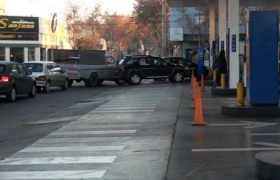  Combustibles: Llega un 10% menos y temen por el transporte p�blico