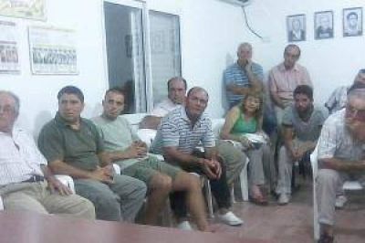 Ganaderos buscan la forma de evitar la p�rdida de animales en el sudeste