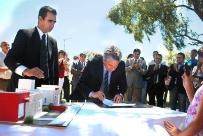 Construir�n 20 viviendas sociales en la ciudad de La Punta