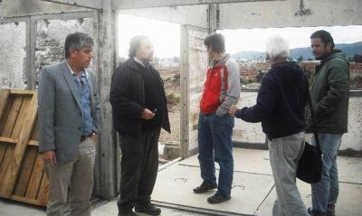  Peralta visit� al grupo cooperativo Valle Azul