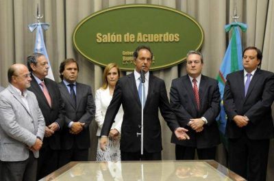 Scioli convoc� a �fortalecer lo mejor de la provincia de buenos aires y aportarlo a la naci�n�