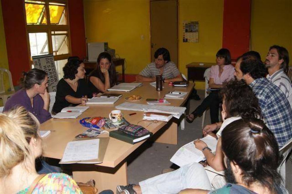 LUJ�N - REUNION CONJUNTA ENTRE EL MUNICIPIO Y LA UNIVERSIDAD DE LUJAN