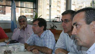 Los secretarios Seoane y Botello mantuvieron una reuni�n informativa en el Concejo