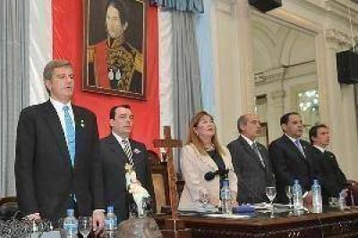 Los vicegobernadores del NOA encabezan un encuentro en la Legislatura de Santiago
