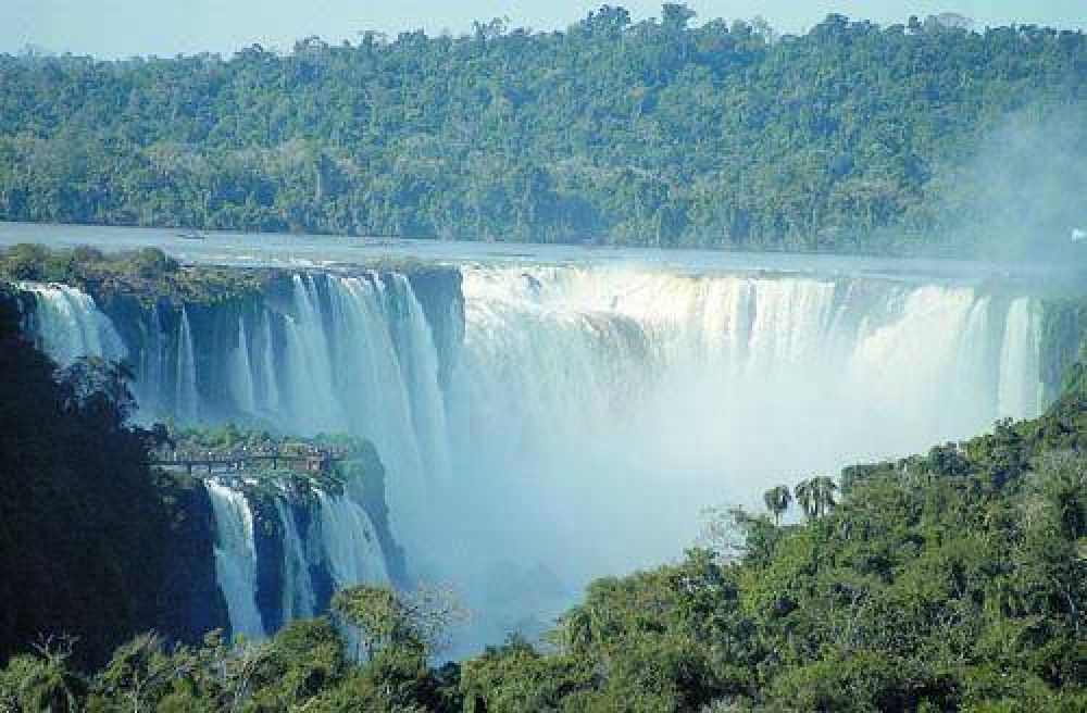 El mundo volvi� a hablar de Cataratas formalizada como maravilla natural