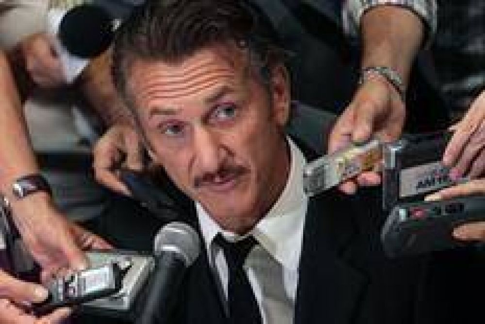 Sean Penn reclam� una negociaci�n por Malvinas y critic� el viaje del pr�ncipe