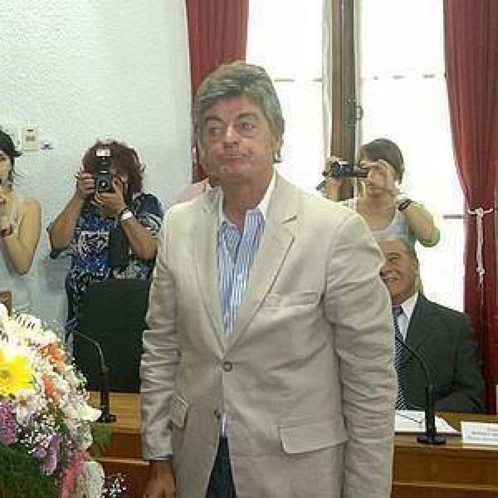  �Laborda es un charlat�n, un vago, no trabaj� en su vida y su oficio es difamar�