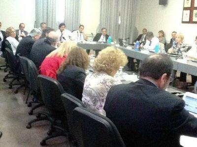 El Ministro Sosa inform� ante el Consejo Federal de Educaci�n el incremento salarial de San Luis