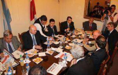 �Se abre un debate profundo en miner�a y medio ambiente�