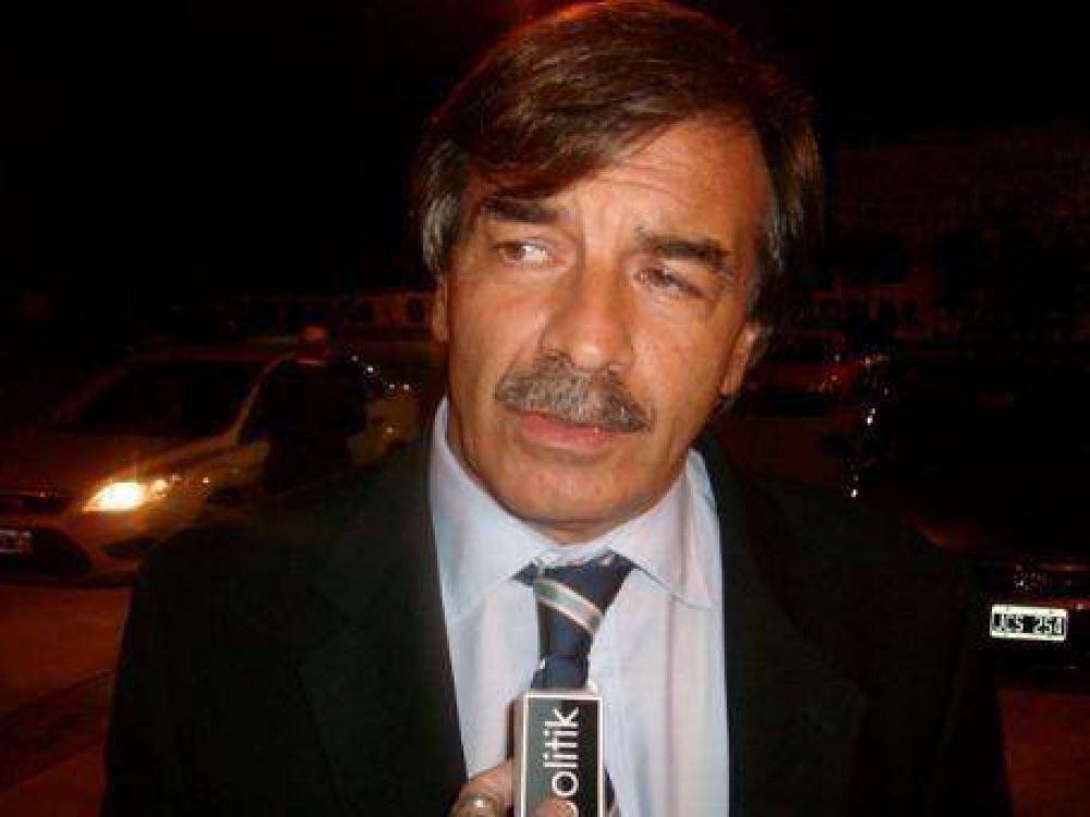 Miguel Bazze visit� Berisso: �El radicalismo tiene que reinstalar la confianza en un partido�