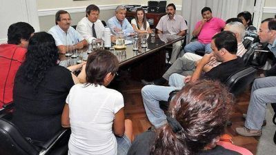 El gobierno provincial hizo la primera oferta a los docentes