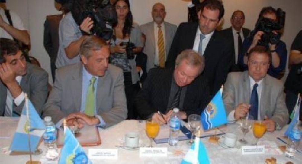 Un comprometido escenario energ�tico / Por Omar N. Livigni