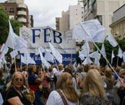 FEB har� consulta docente en Plaza Mitre