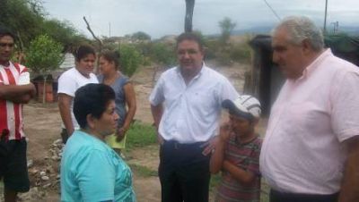 Jalil anunci� la construcci�n de viviendas en la zona sur