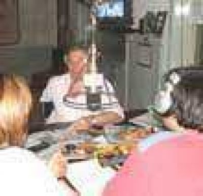 Etchepare habl� de seguridad: Reuni�n el 23 de Febrero.