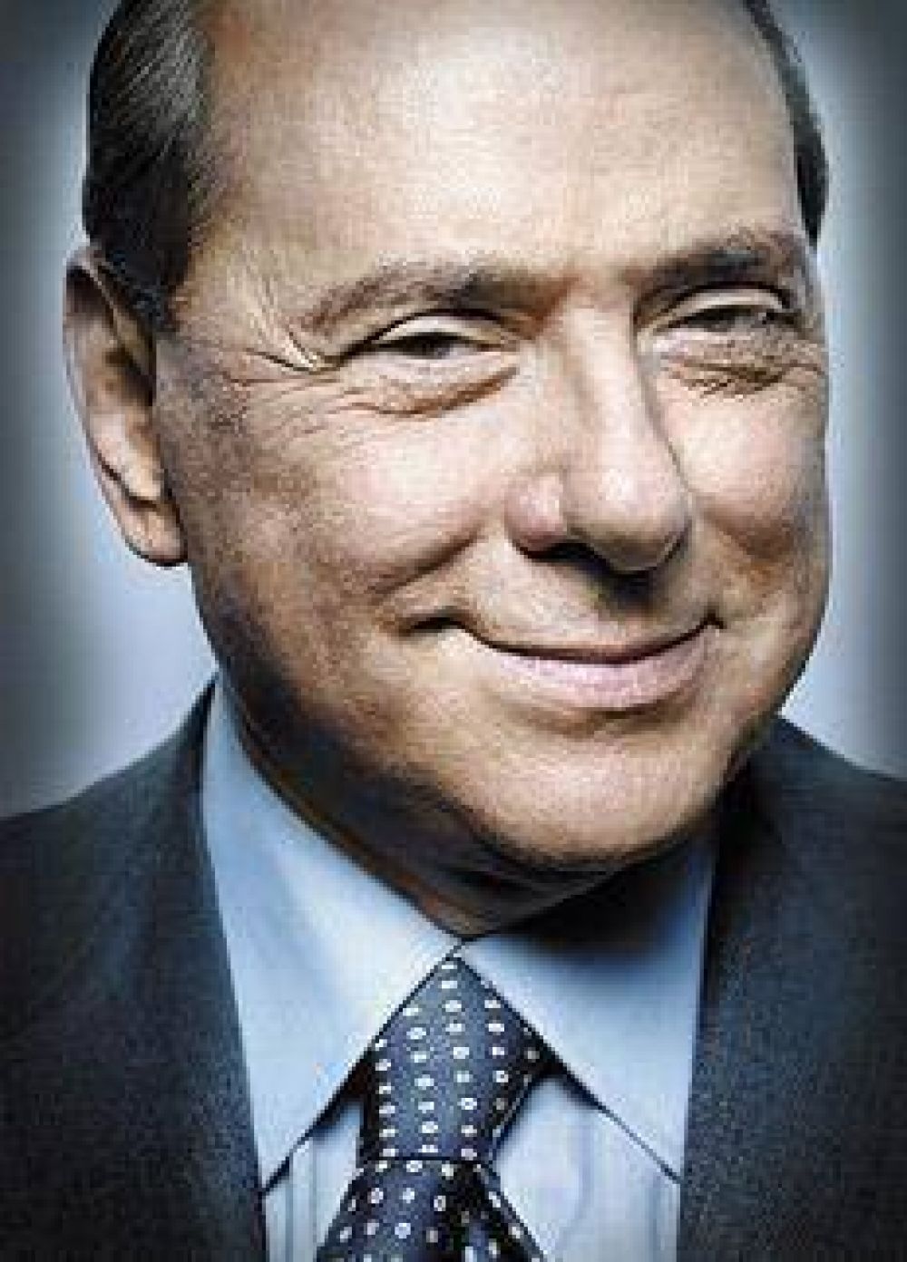 Berlusconi zaf� en un caso de soborno