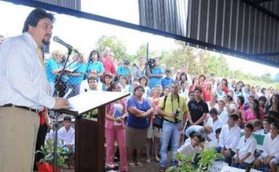 Closs abre el ciclo lectivo y se esperan anuncios sobre la huelga policial