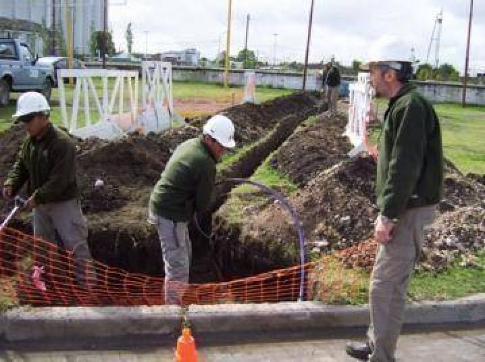 Mejoras del suministro el�ctrico en el predio de la Fiesta del Trigo