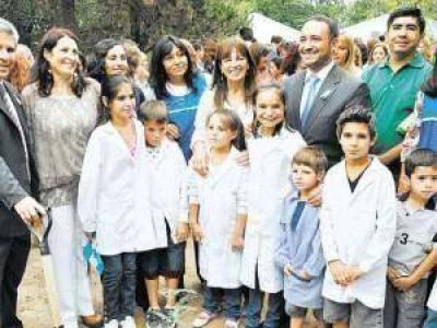 M�s aulas, compus y cursos para recibir el ciclo lectivo