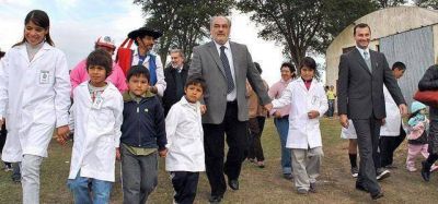 "El inicio de clases es un logro de toda la Provincia" 