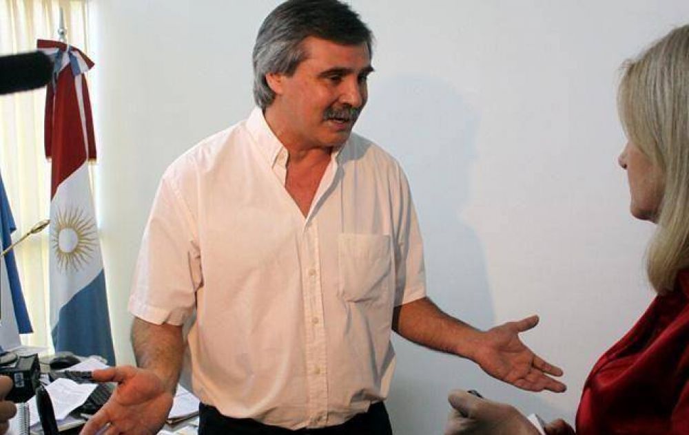 De la Sota pidi� a los docentes que "valoren" el esfuerzo del Gobierno