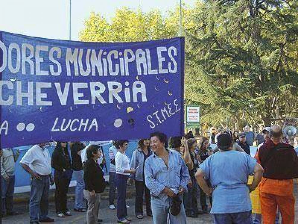 ECHEVERRIA: Comienza hoy la negociaci�n salarial