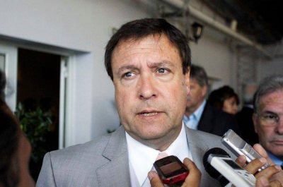 "No podemos variar la masa salarial", dijo el gobernador