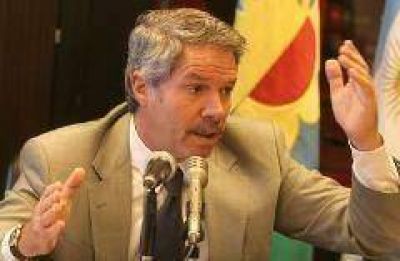 Felipe Sol�: �Hay que buscar gente que tenga futuro�