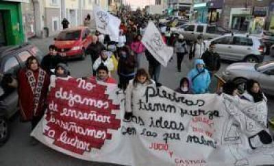 El 6 de marzo habr� paro de ADOSAC y movilizar� en adhesi�n a CTERA
