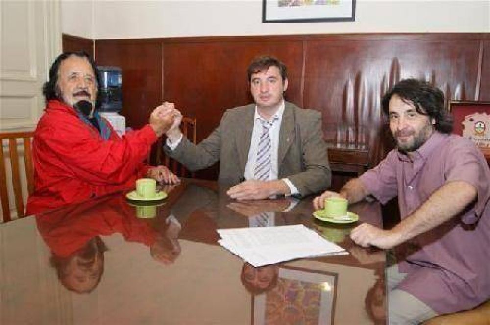 Horacio Guarany se reuni� con Oscar Luciani