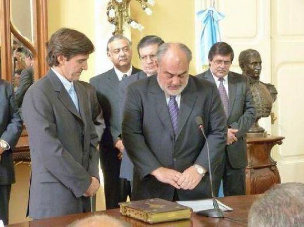 Despu�s de siete a�os, el liberalismo vuelve a encabezar un Ministerio