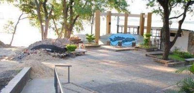 Remodelan el munumento a los ca�dos en Malvinas