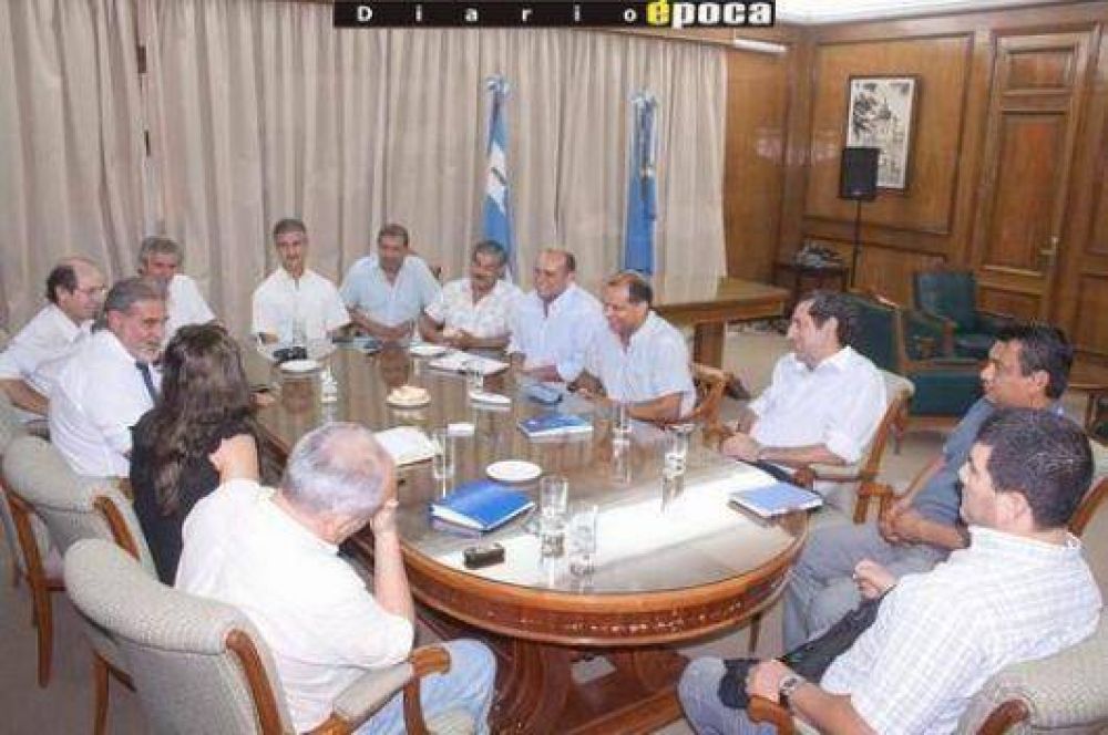 M�s acuerdos entre Educaci�n y gremios