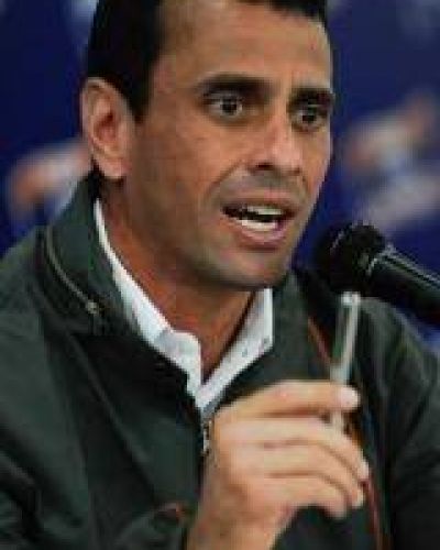 Ir�nico, Capriles dese� a Ch�vez "buena salud para que vea el cambio que viene" en Venezuela