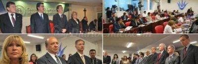 Capitanich rese�� su gesti�n y marc� que falta mucho por realizar �para saldar los a�os con escaso desarrollo�