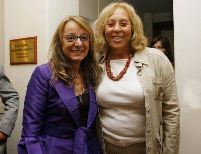 La intendente Giroldi destac� los anuncios de la Presidente sobre mejoras para los cooperativistas